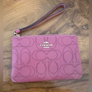 Coach wristlet in Rouge